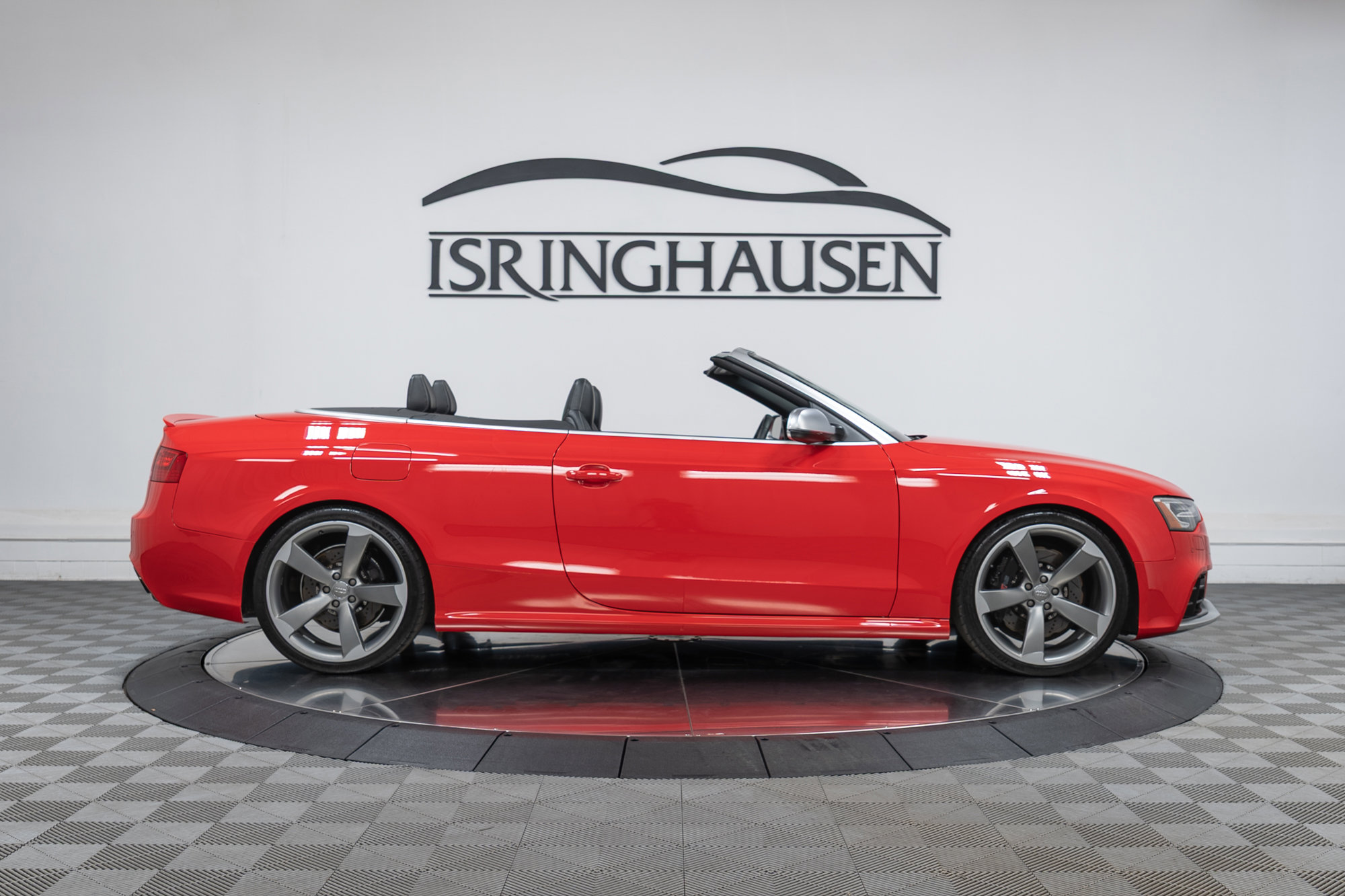 Used 2013 Audi RS 5 Cabriolet w/ Audi MMI Navigation Plus Pkg image 4