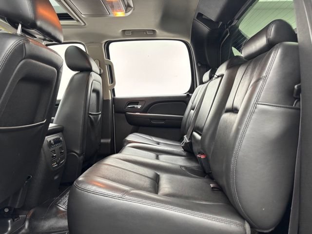 Used 2012 Chevrolet Avalanche LT AWD/4WD image 37