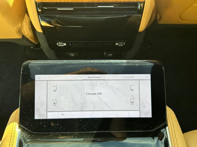 Used 2025 Jeep Grand Wagoneer L Series III w/ Rear Seat Video Group 1 AWD/4WD image 21