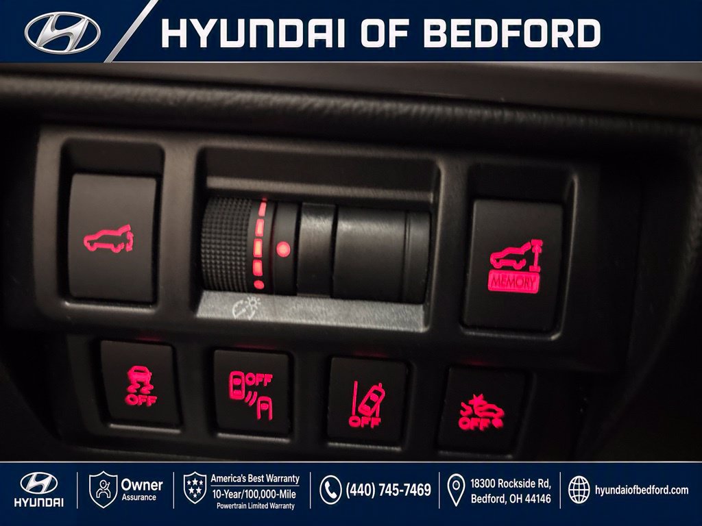 Used 2018 Subaru Outback 3.6R Touring AWD/4WD image 19