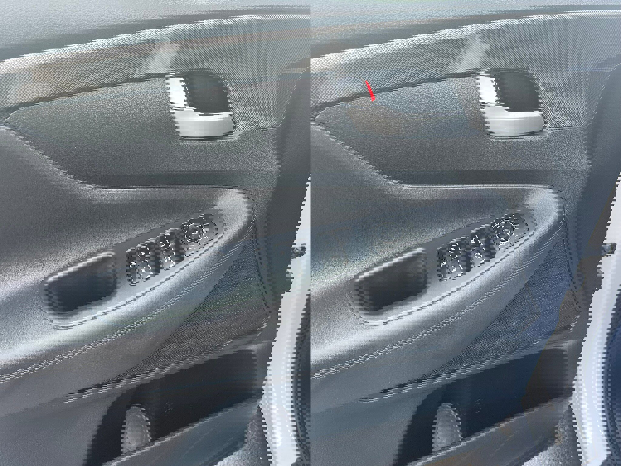 Used 2022 Hyundai Santa Fe SE image 18