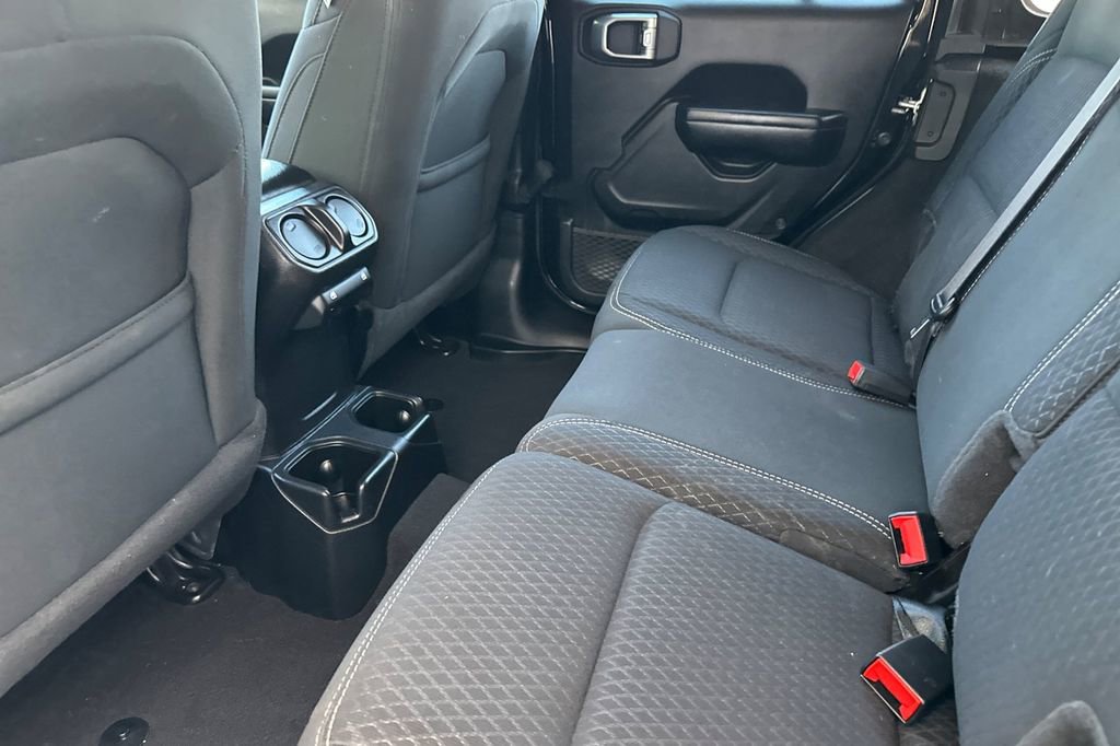 Used 2021 Jeep Wrangler Unlimited Sport image 9