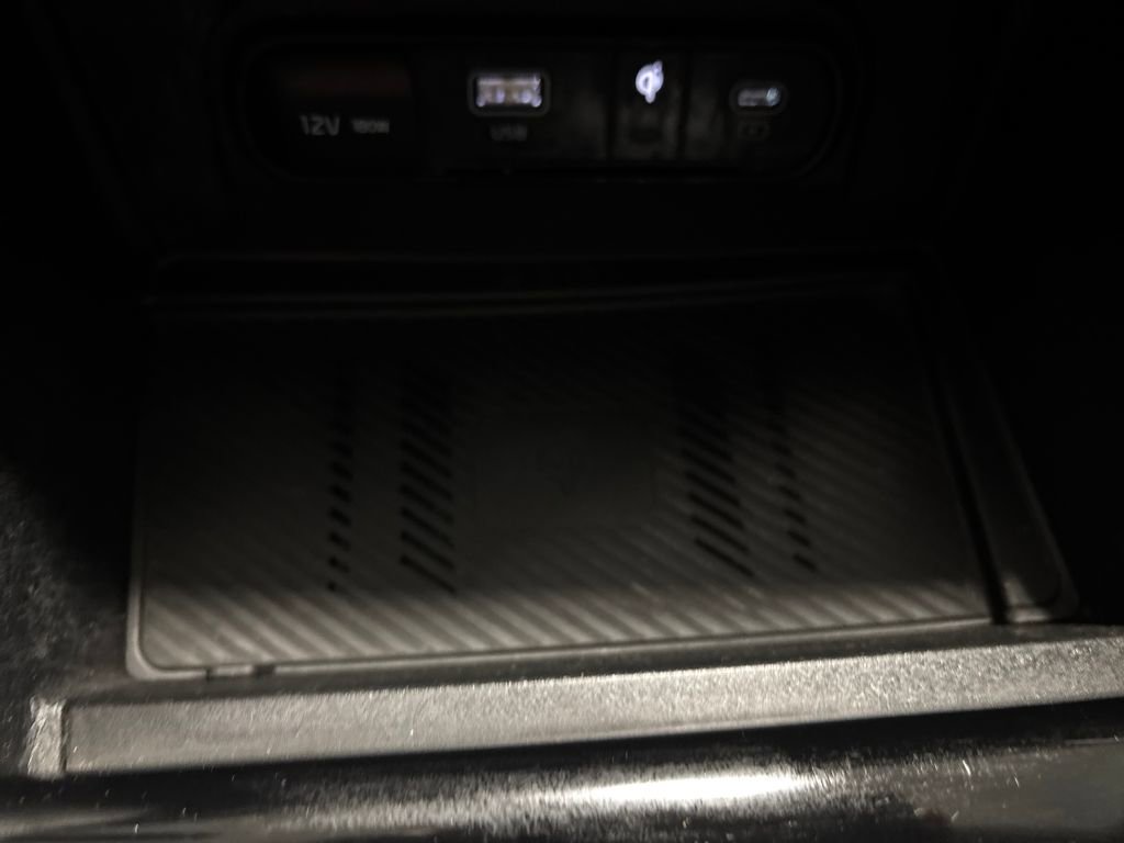 Used 2023 Kia Sportage EX image 29