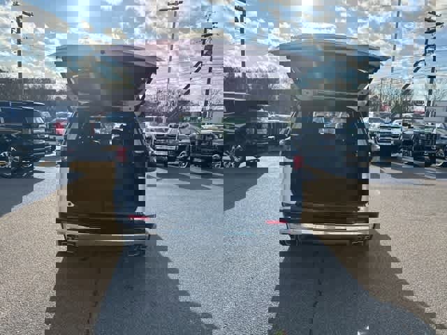 New 2026 GMC Acadia Denali w/ Super Cruise Package image 11