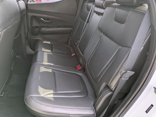 Used 2025 Hyundai Santa Cruz SEL image 26