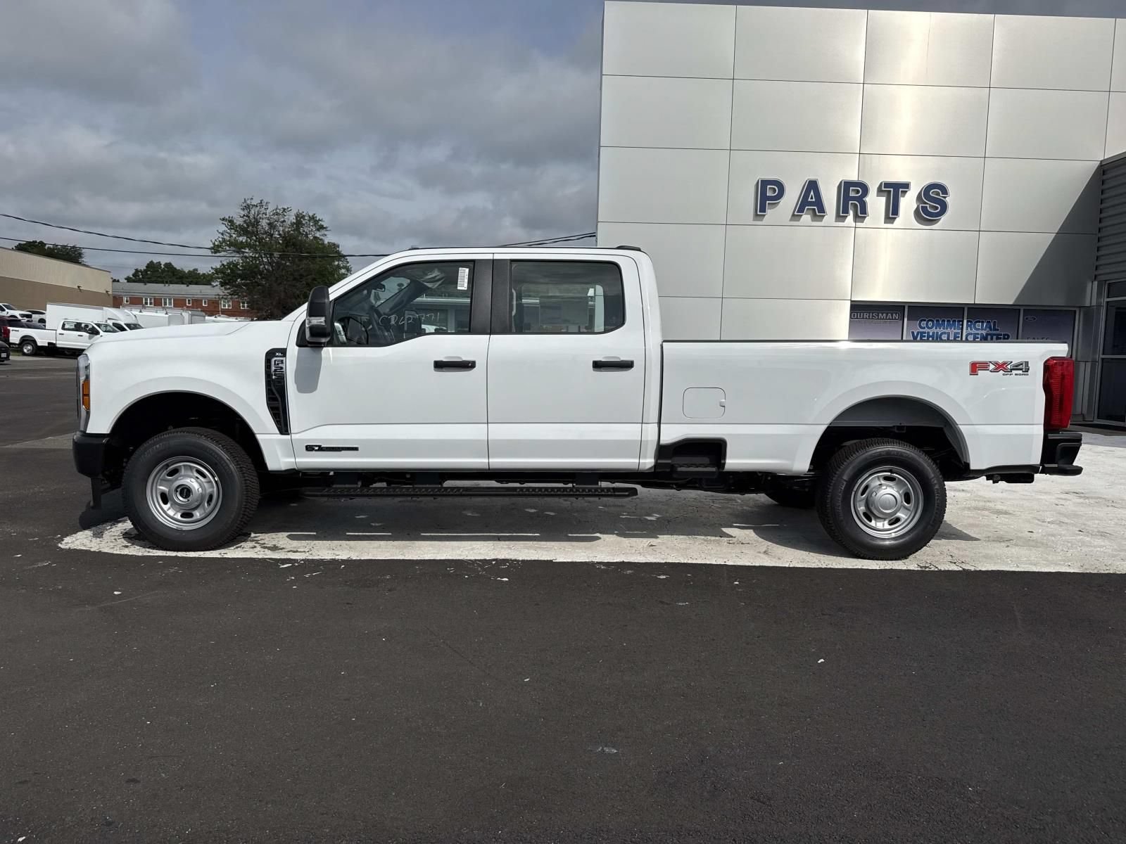 New 2026 Ford F250 XL w/ XL Driver Assist Package AWD/4WD image 6