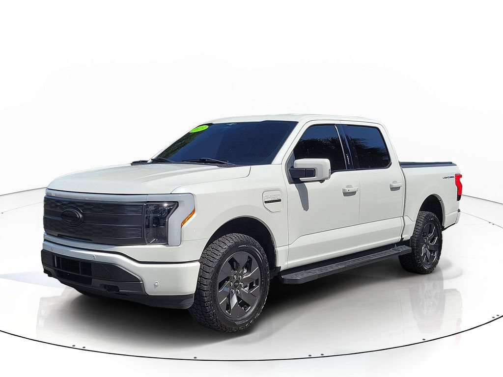 Used 2023 Ford F150 Lightning Lariat AWD/4WD image 3