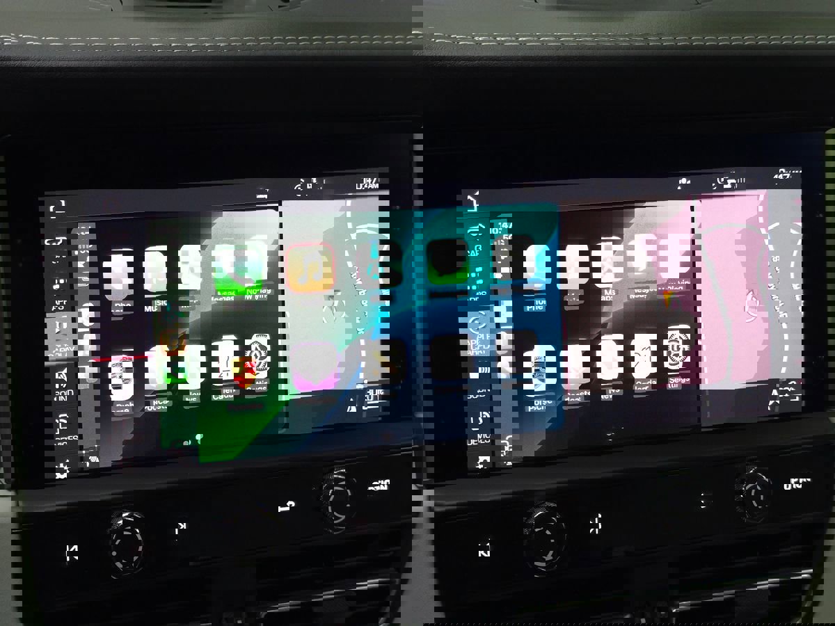 Used 2023 Porsche Macan image 38