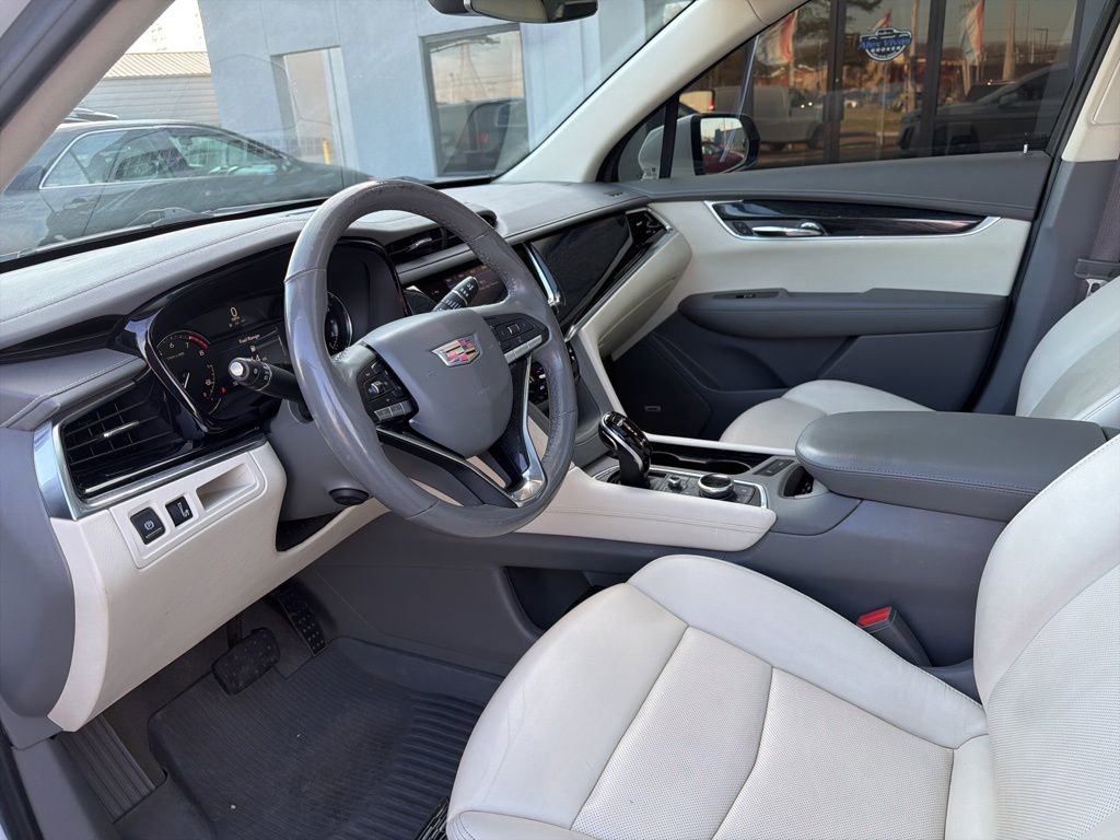 Used 2021 Cadillac XT6 Premium Luxury FWD image 9