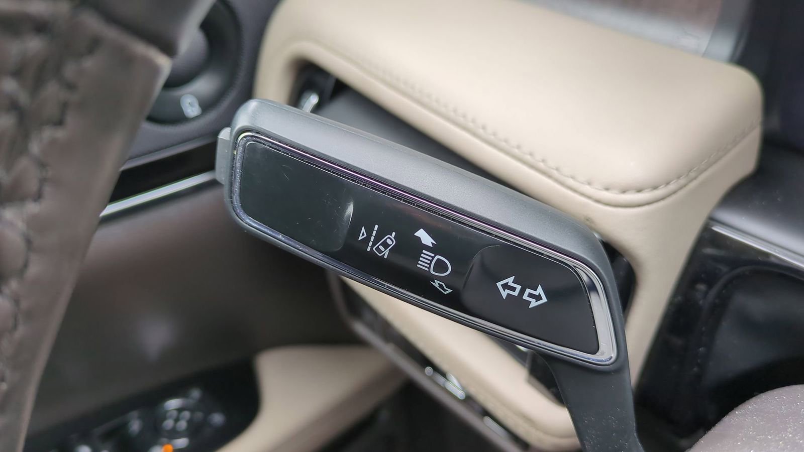 Used 2022 Lincoln Nautilus Reserve image 29