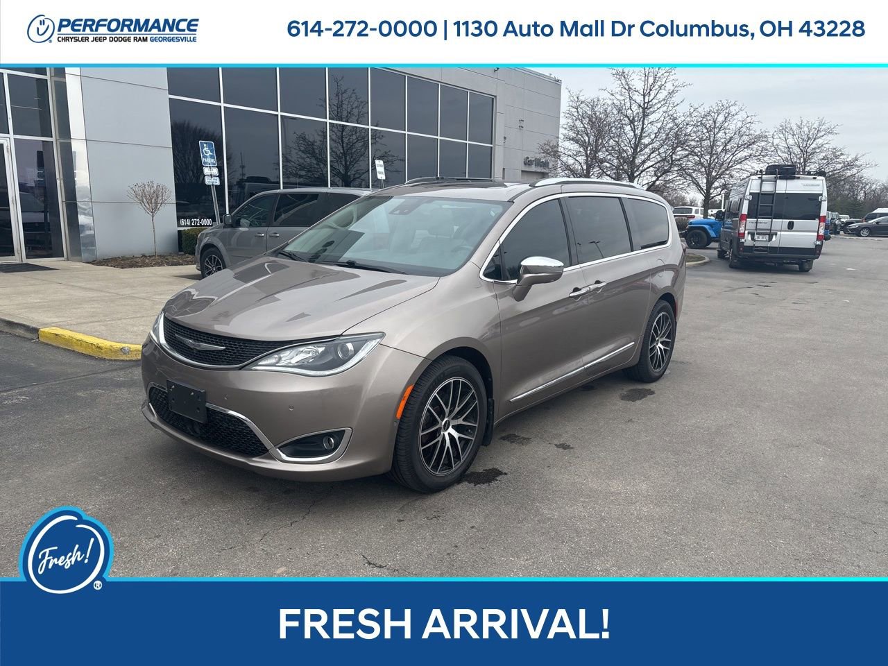 Used 2017 Chrysler Pacifica Limited w/ Advanced Safetytec Group image 8