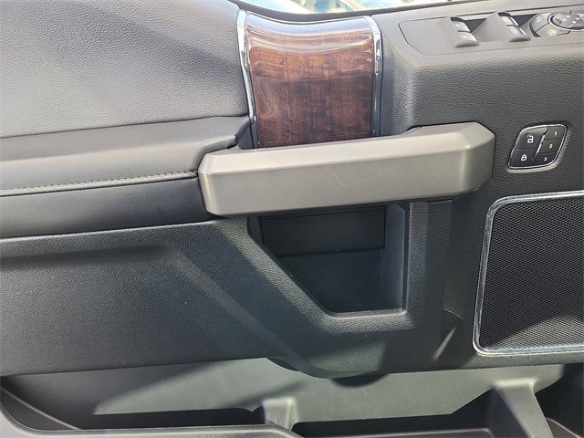 Used 2016 Ford F150 Platinum w/ Equipment Group 701A Luxury image 13