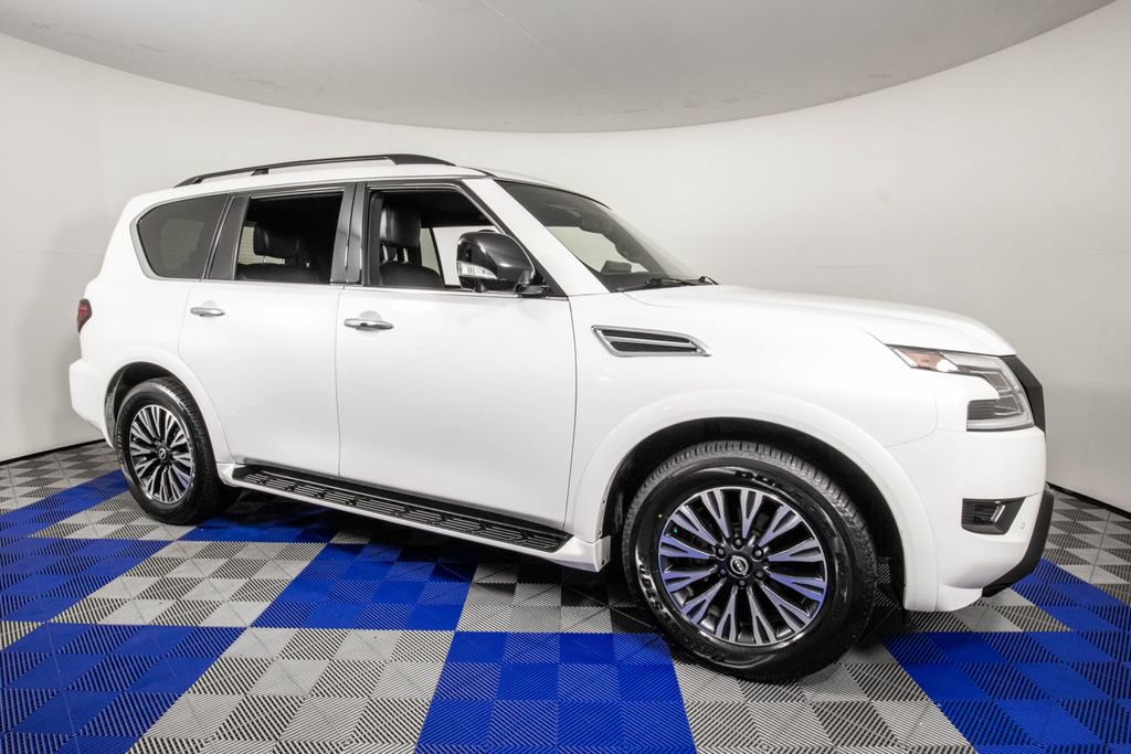 Used 2023 Nissan Armada SL w/ Midnight Edition Package RWD image 4