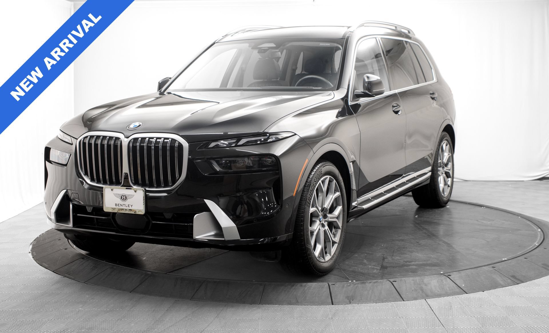 Used 2026 BMW X7 xDrive40i w/ Premium Package AWD/4WD image 7
