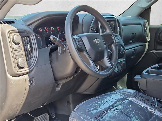 Used 2024 Chevrolet Silverado 1500 Custom Trail Boss w/ LPO, Dark Essentials Package image 10