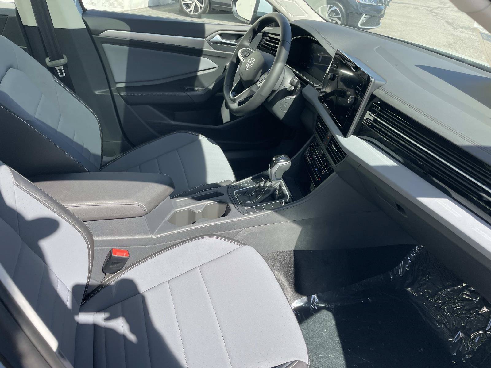 New 2027 Volkswagen Jetta SE FWD image 26