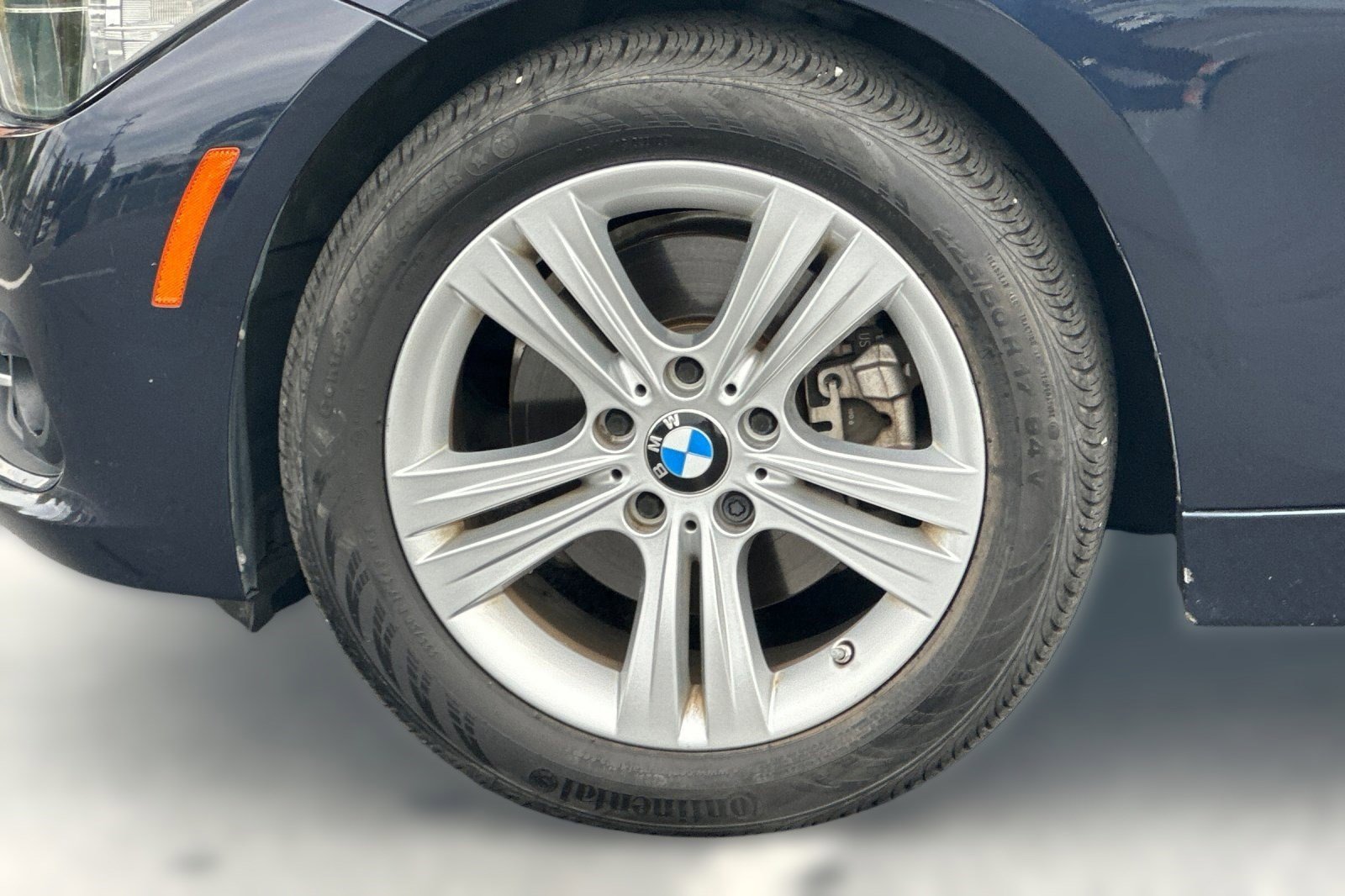 Used 2017 BMW 330i Sedan image 11