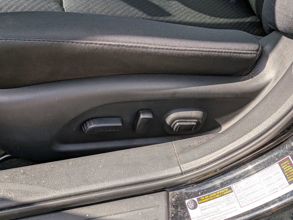 Used 2016 Nissan Altima 2.5 SR w/ LED Appearance Package image 14