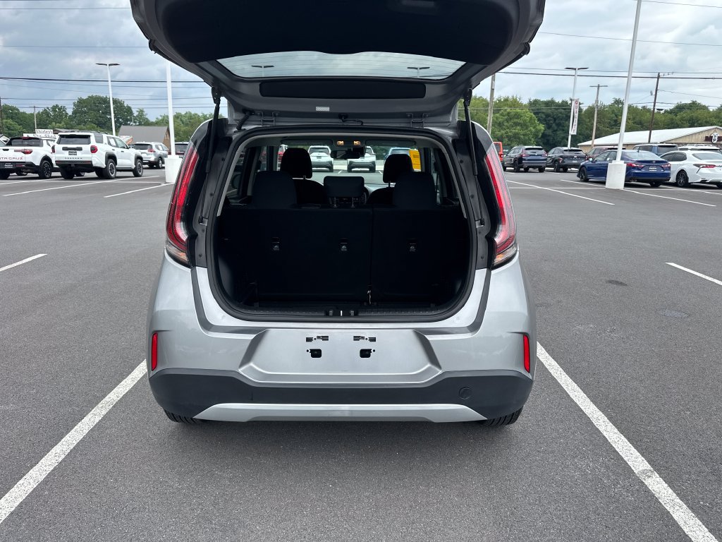 Used 2024 Kia Soul LX w/ Option Group 015 FWD image 12