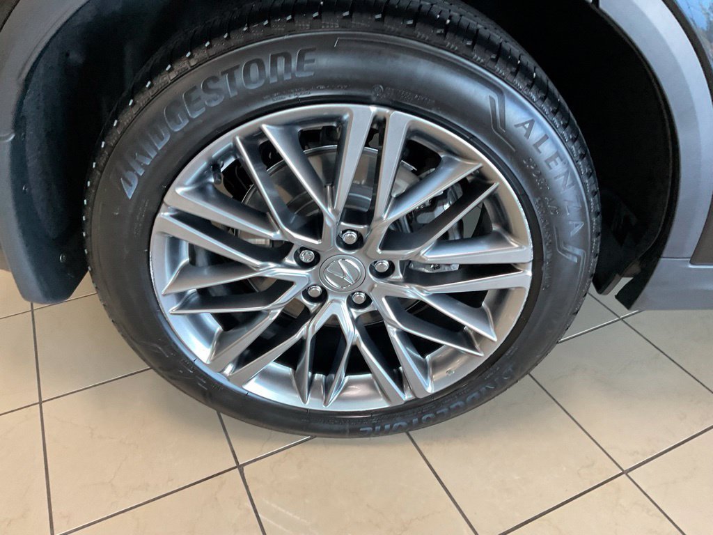 Certified 2024 Acura MDX w/ Advance Package AWD/4WD image 8