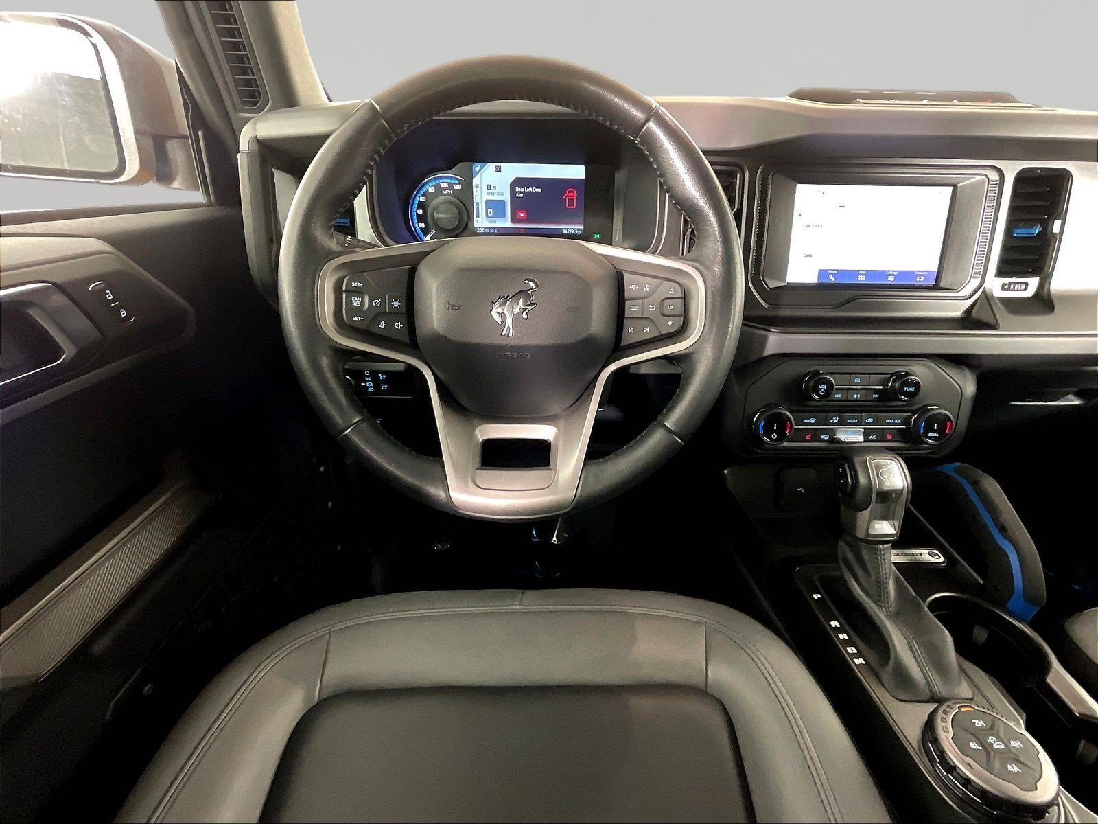 Used 2022 Ford Bronco Black Diamond w/ Sasquatch Package AWD/4WD image 8