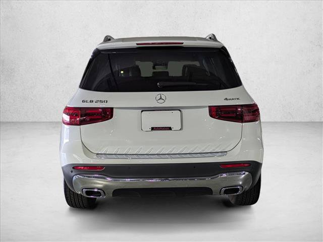 Certified 2025 Mercedes-Benz GLB 250 4MATIC image 9