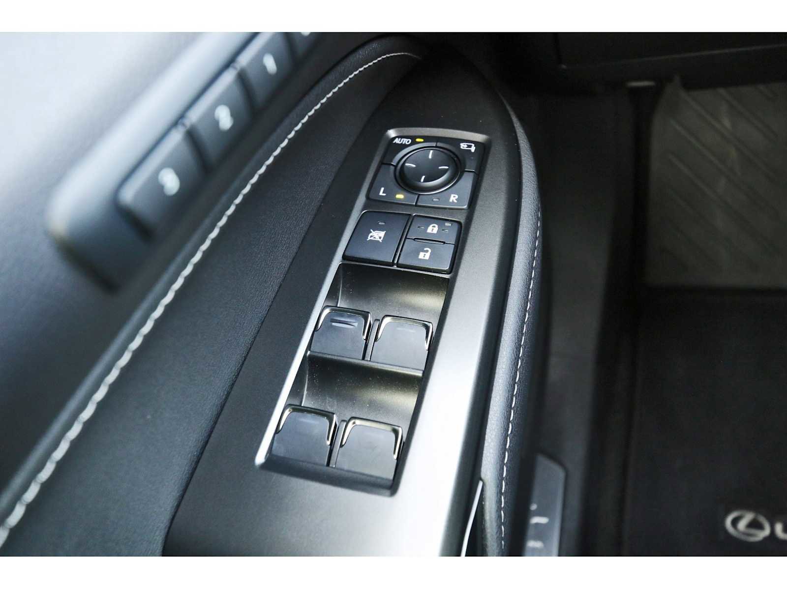 Used 2023 Lexus NX 350 AWD image 20
