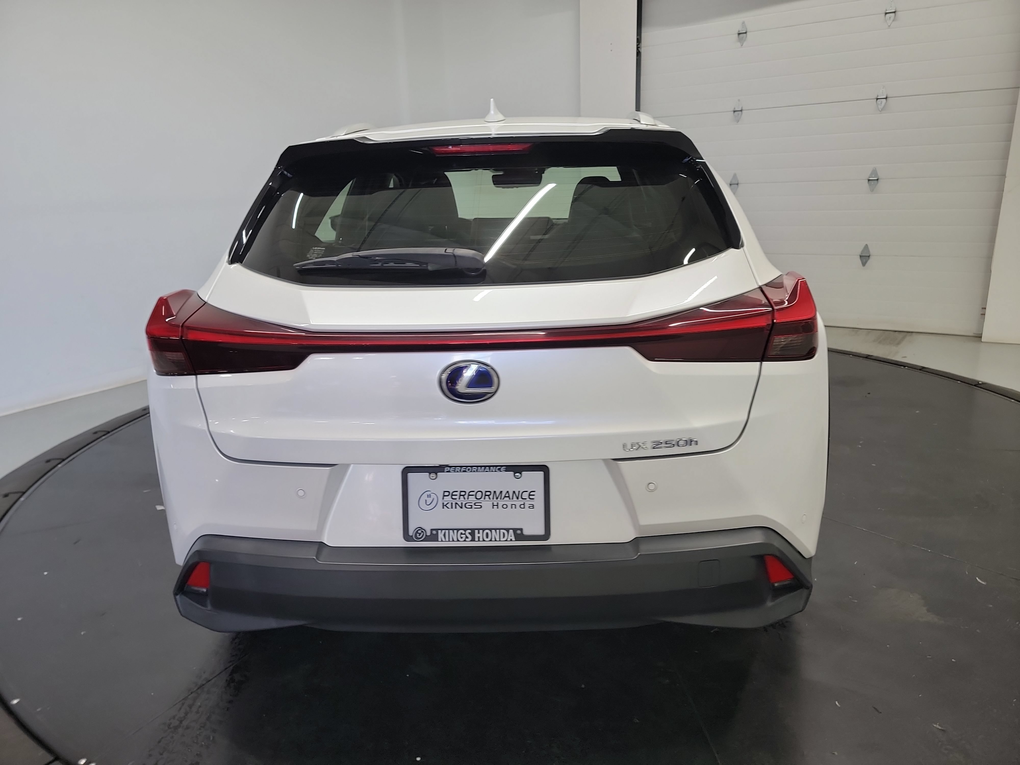 Used 2019 Lexus UX 250h AWD/4WD image 8