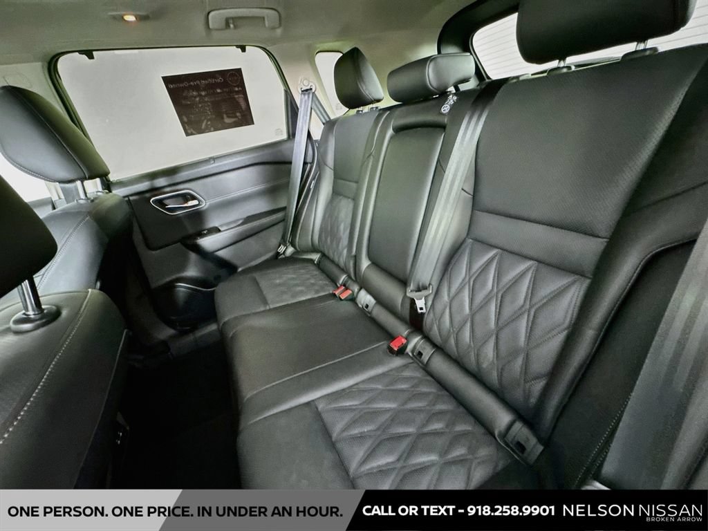 Certified 2026 Nissan Rogue Platinum w/ Platinum Premium Package AWD/4WD image 26