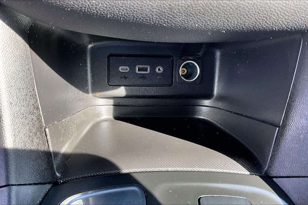 Used 2024 Chevrolet Equinox LT w/ LPO, Floor Liner Package image 18