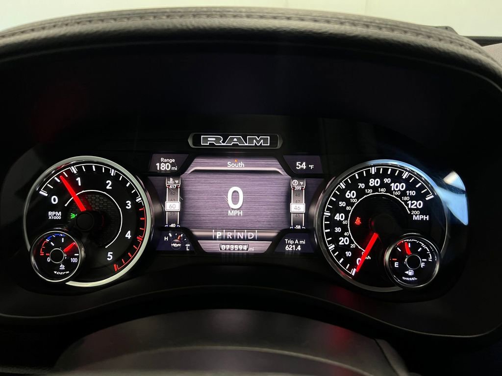 Used 2022 RAM 2500 Laramie w/ Chrome Appearance Group AWD/4WD image 16