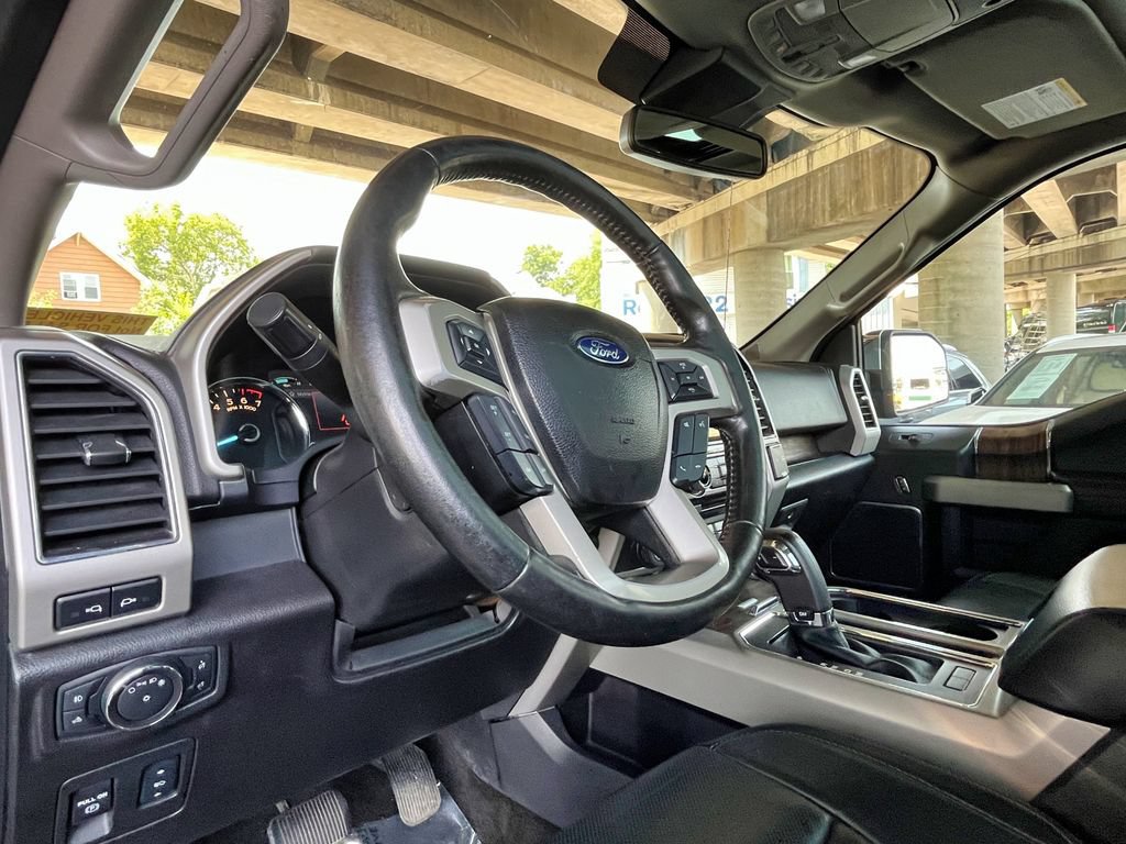 Used 2018 Ford F150 Lariat w/ Equipment Group 502A Luxury AWD/4WD image 18
