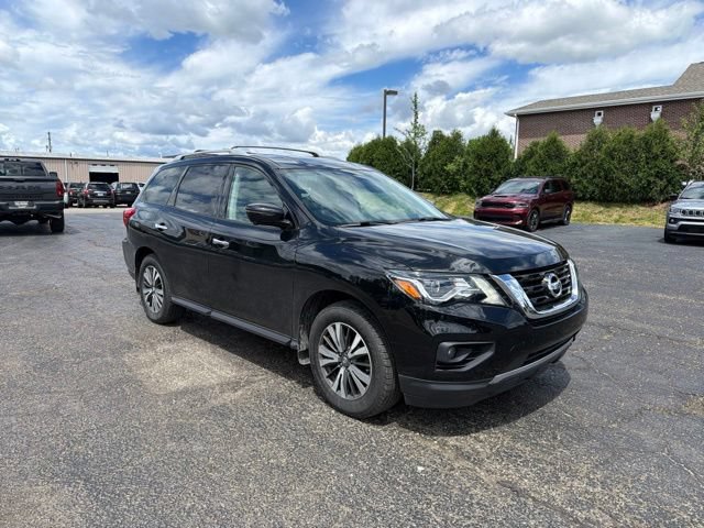Used 2017 Nissan Pathfinder SL w/ SL Tech Package AWD/4WD image 2