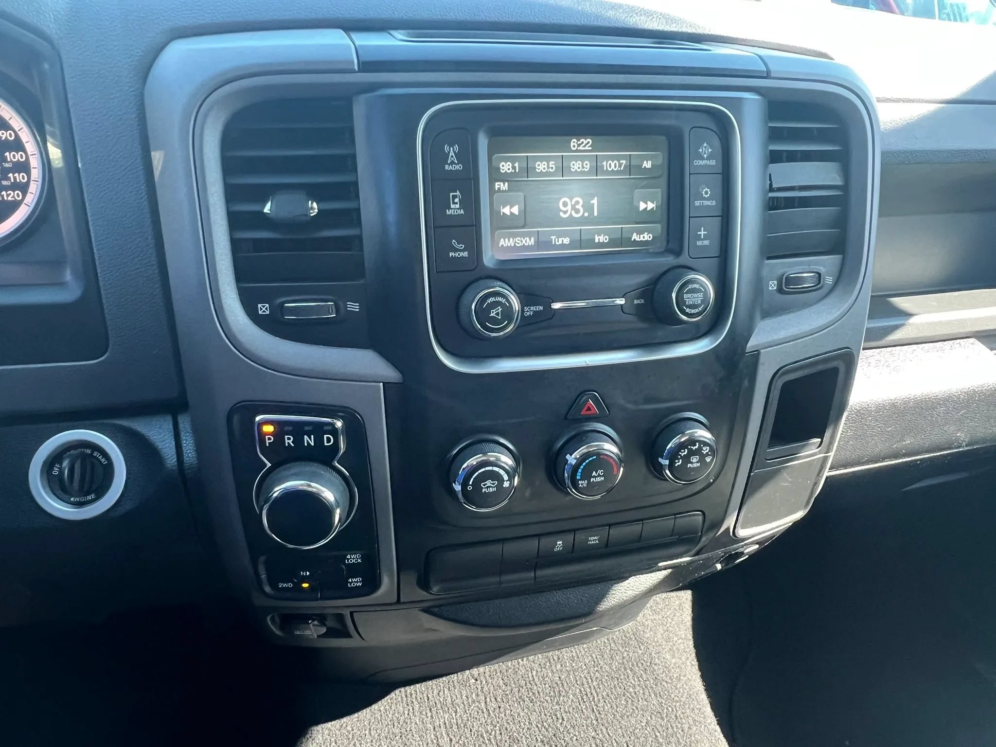 Used 2017 RAM 1500 Express AWD/4WD image 20