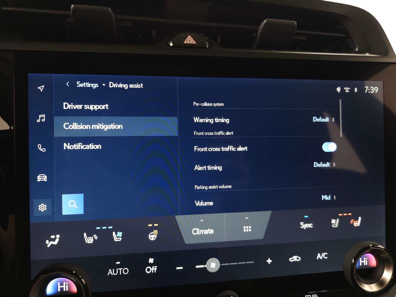 Used 2024 Lexus RZ 450e Premium w/ Accessory Package (Z1) image 26