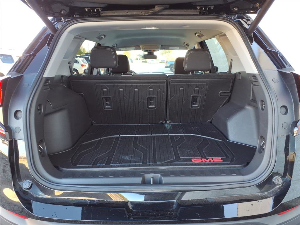 Certified 2022 GMC Terrain SLE w/ Driver Convenience Package image 9