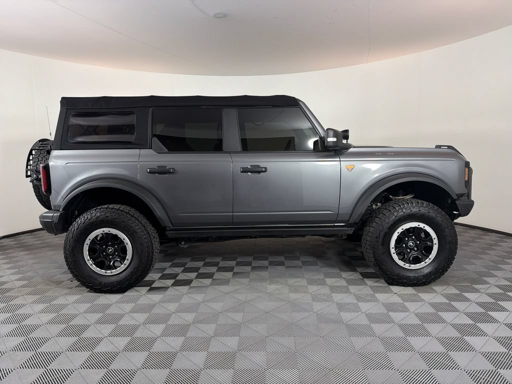Used 2021 Ford Bronco Badlands AWD/4WD image 2