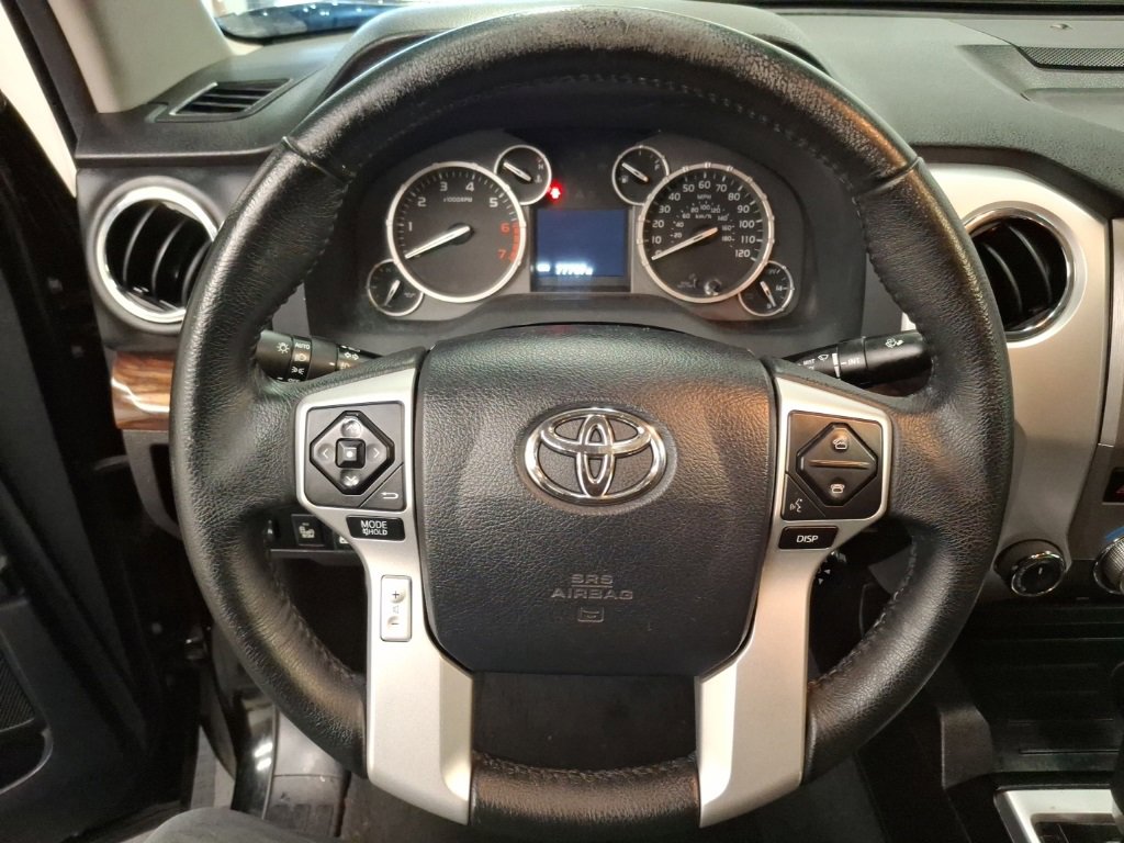 Used 2016 Toyota Tundra Limited image 18