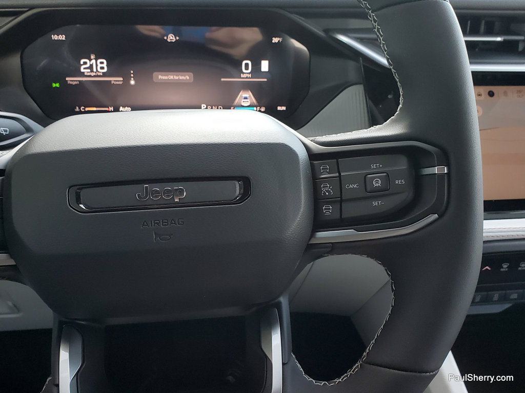 New 2026 Jeep Cherokee Limited image 32