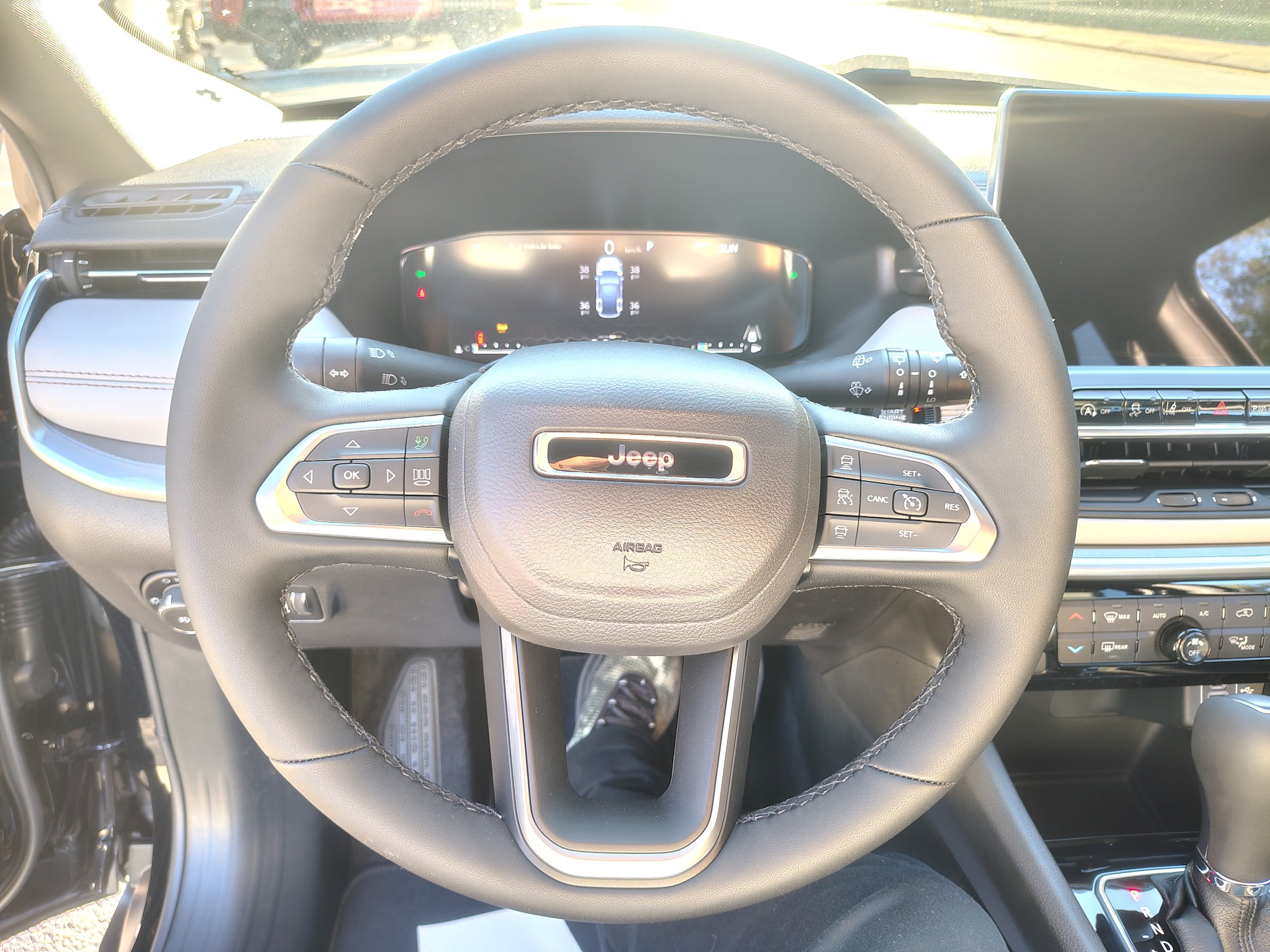 New 2026 Jeep Compass Limited AWD/4WD image 30