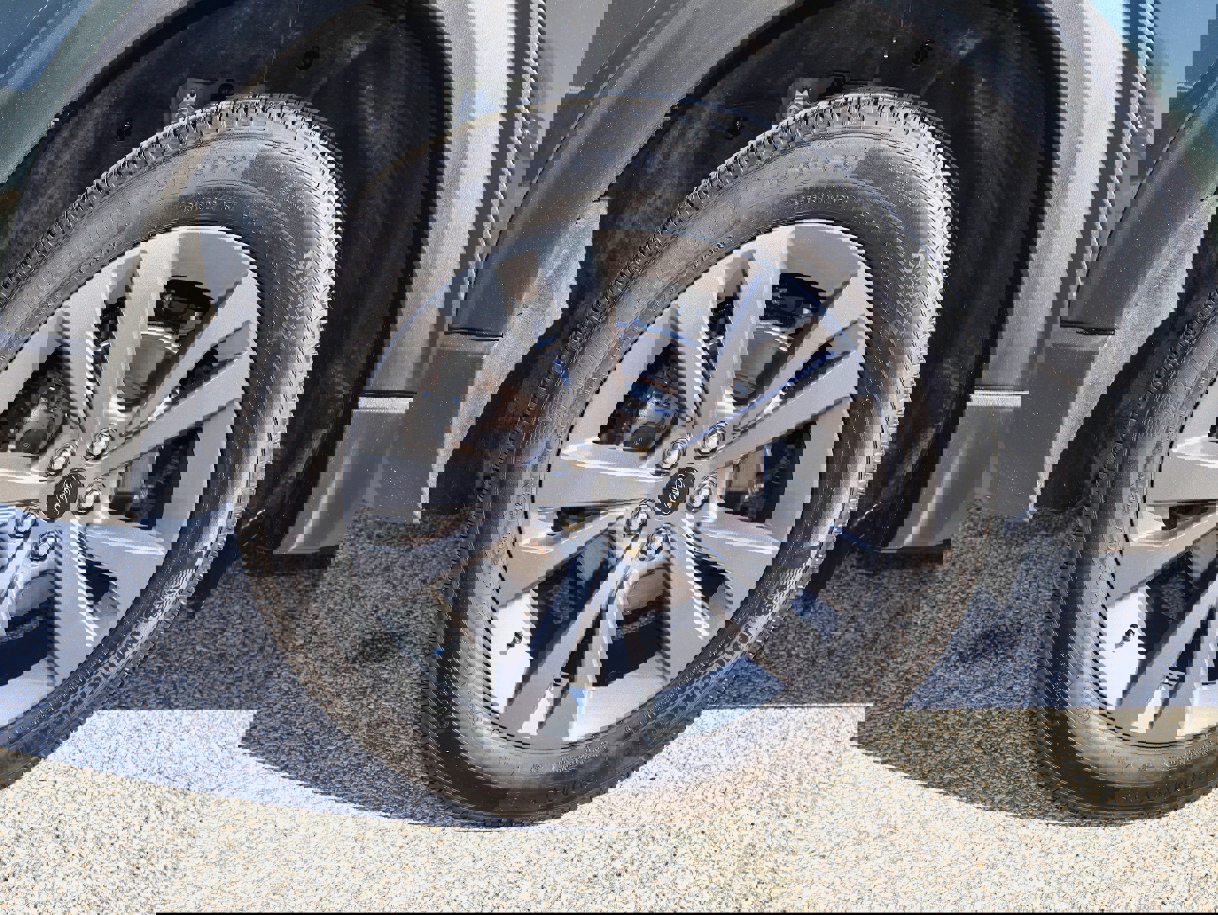 Used 2023 Ford Explorer XLT w/ Equipment Group 202A image 31