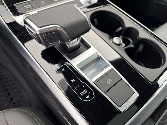 New 2026 Audi Q8 Premium image 18