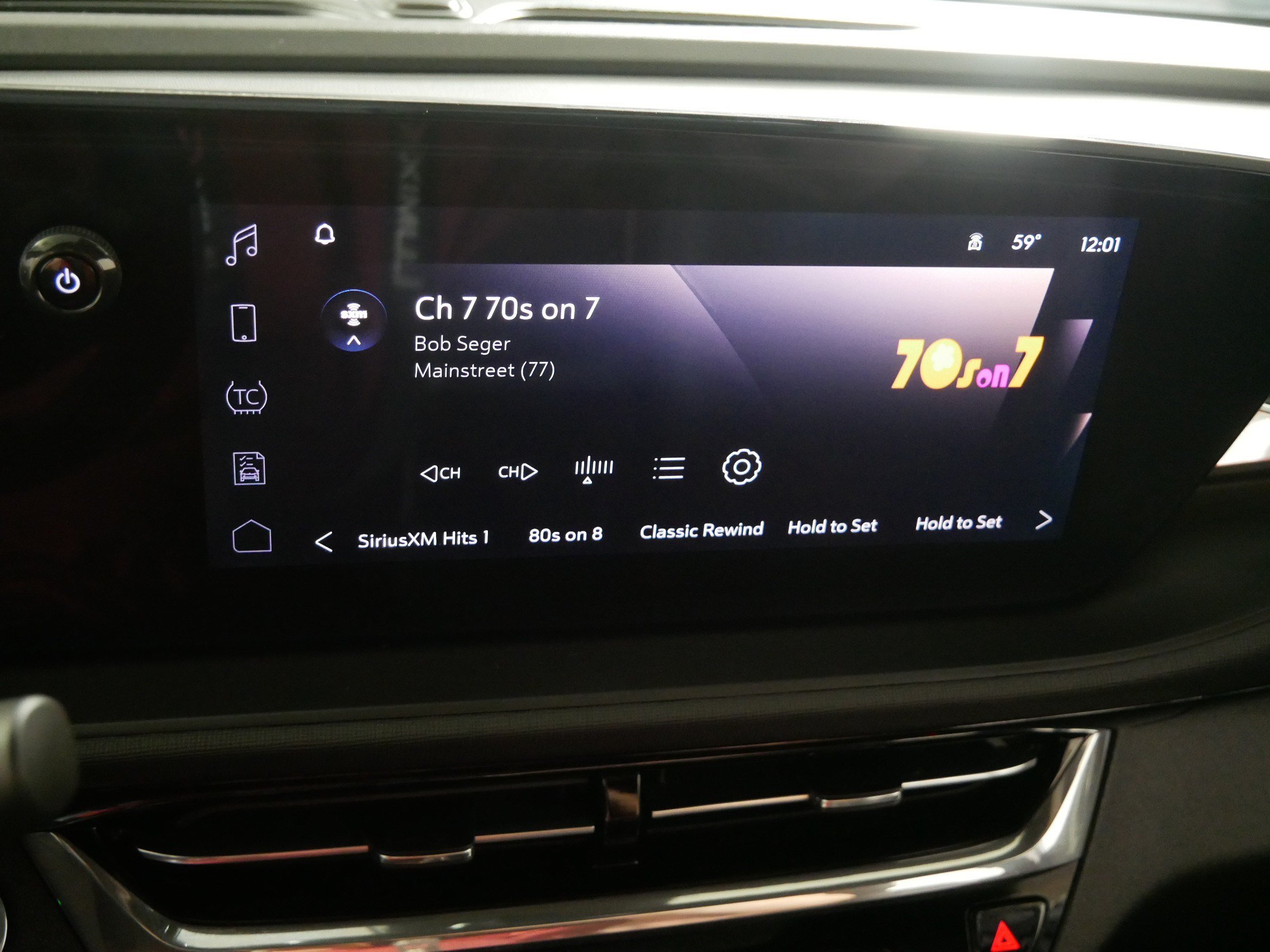 Used 2026 Buick Envista Avenir FWD image 22