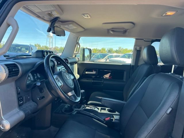 Used 2012 Toyota FJ Cruiser 4WD w/ Upgrade Pkg image 28