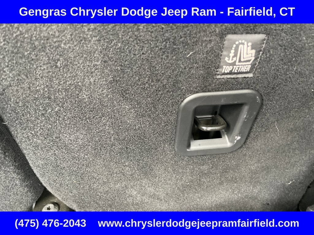 Certified 2021 Jeep Renegade Latitude AWD/4WD image 33