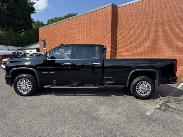 Certified 2020 Chevrolet Silverado 3500 High Country w/ Z71 Off-Road Package image 2