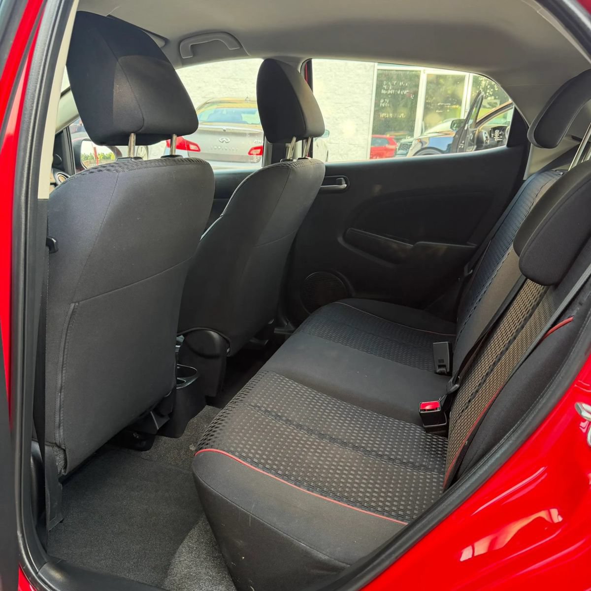 Used 2011 MAZDA MAZDA2 Touring FWD image 16