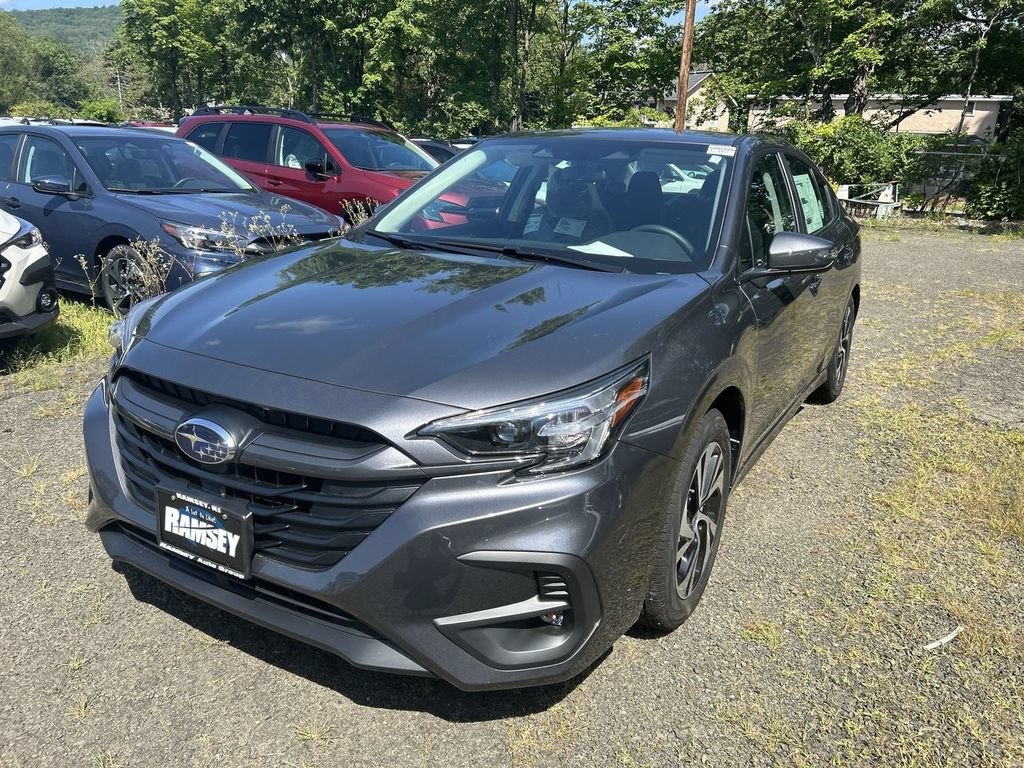Used 2025 Subaru Legacy Premium AWD/4WD image 4