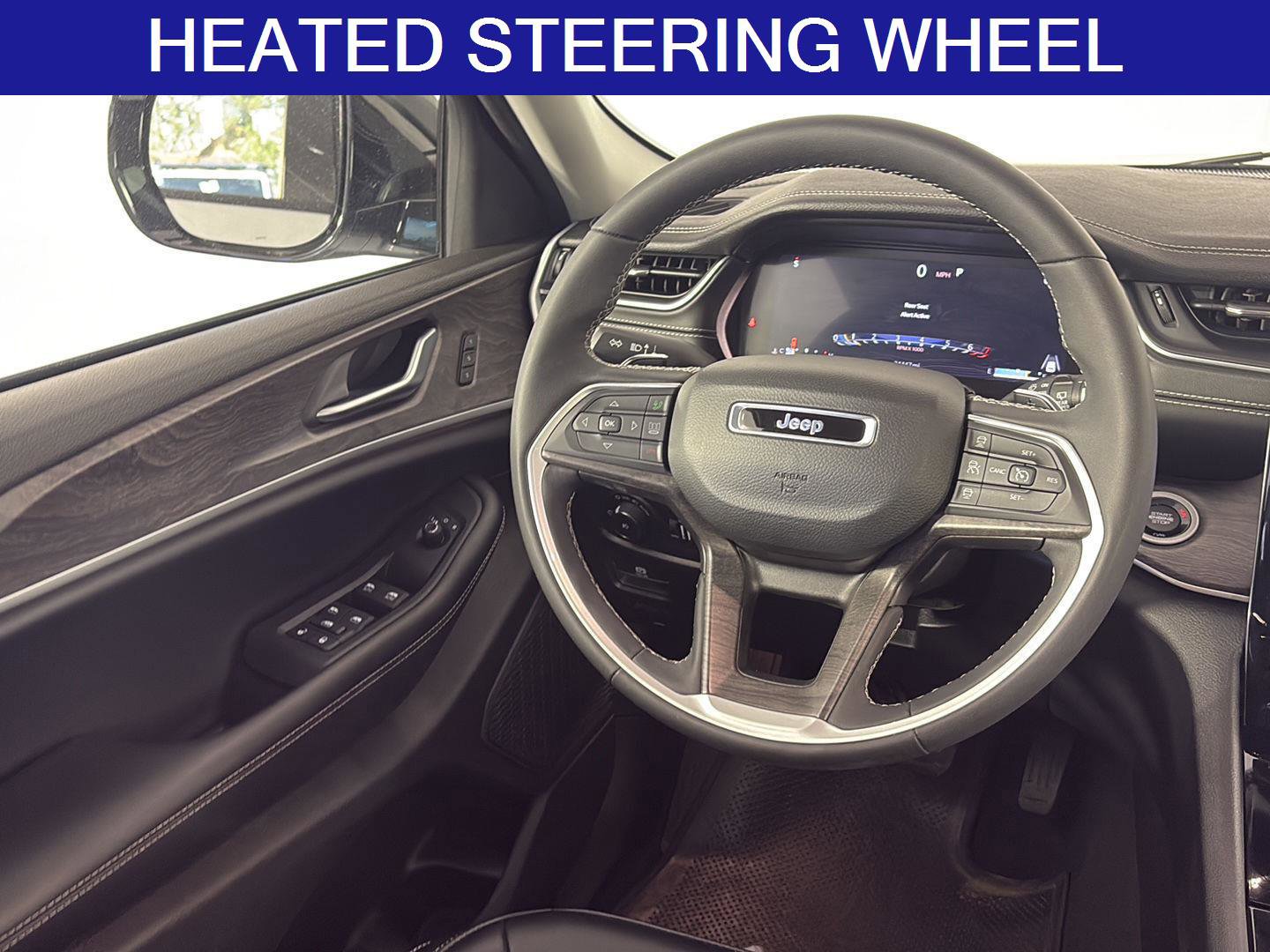 Used 2023 Jeep Grand Cherokee Limited AWD/4WD image 17