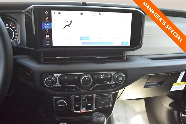 New 2025 Jeep Gladiator Sport image 19